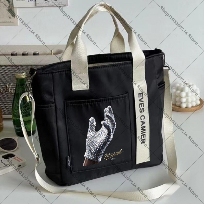Anime Tote Bag - กระเป๋าแฟชั่นผู้หญิง กระเป๋าโท้ท อุปกรณ์เสริม ราชาเพลงป๊อป MJ กระเป๋าถือลำลองสำหรับผู้หญิง