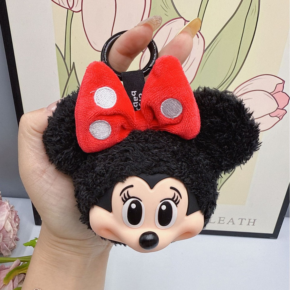 Anime Merchandise Figures - พวงกุญแจตุ๊กตามิกกี้มินนี่ น่ารัก วัสดุไวนิล ของสะสม ของขวัญ ตกแต่งกระเป๋าเป้