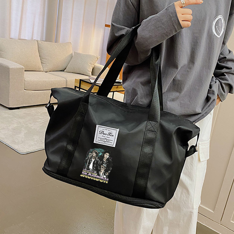 กระเป๋าเดินทางแบบถือของไมเคิล  - Anime Tote Bag บทวิจารณ์และราคา